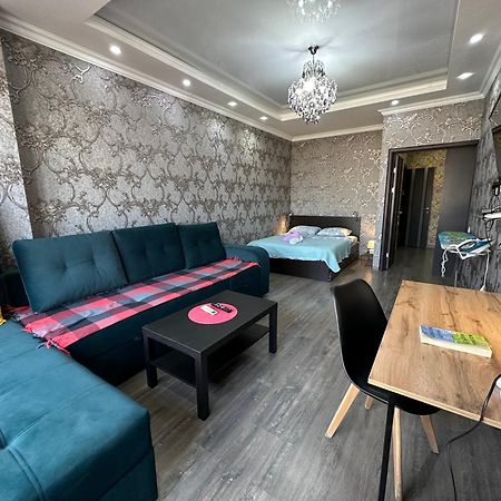 Apartment With City View On Sydykova St. 123 Bischkek Exterior foto