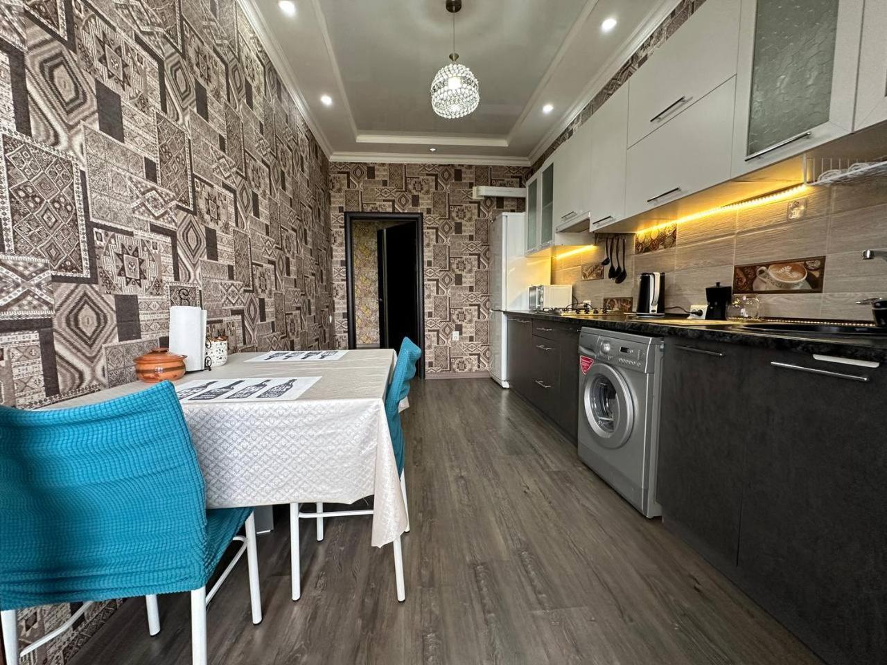 Apartment With City View On Sydykova St. 123 Bischkek Exterior foto